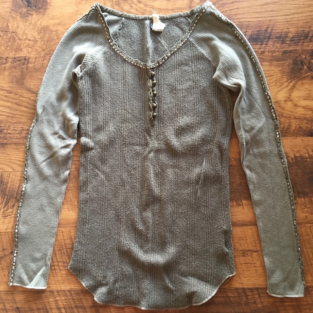 ✌🏾SOLD!✌🏾We The Free Thermal Henely